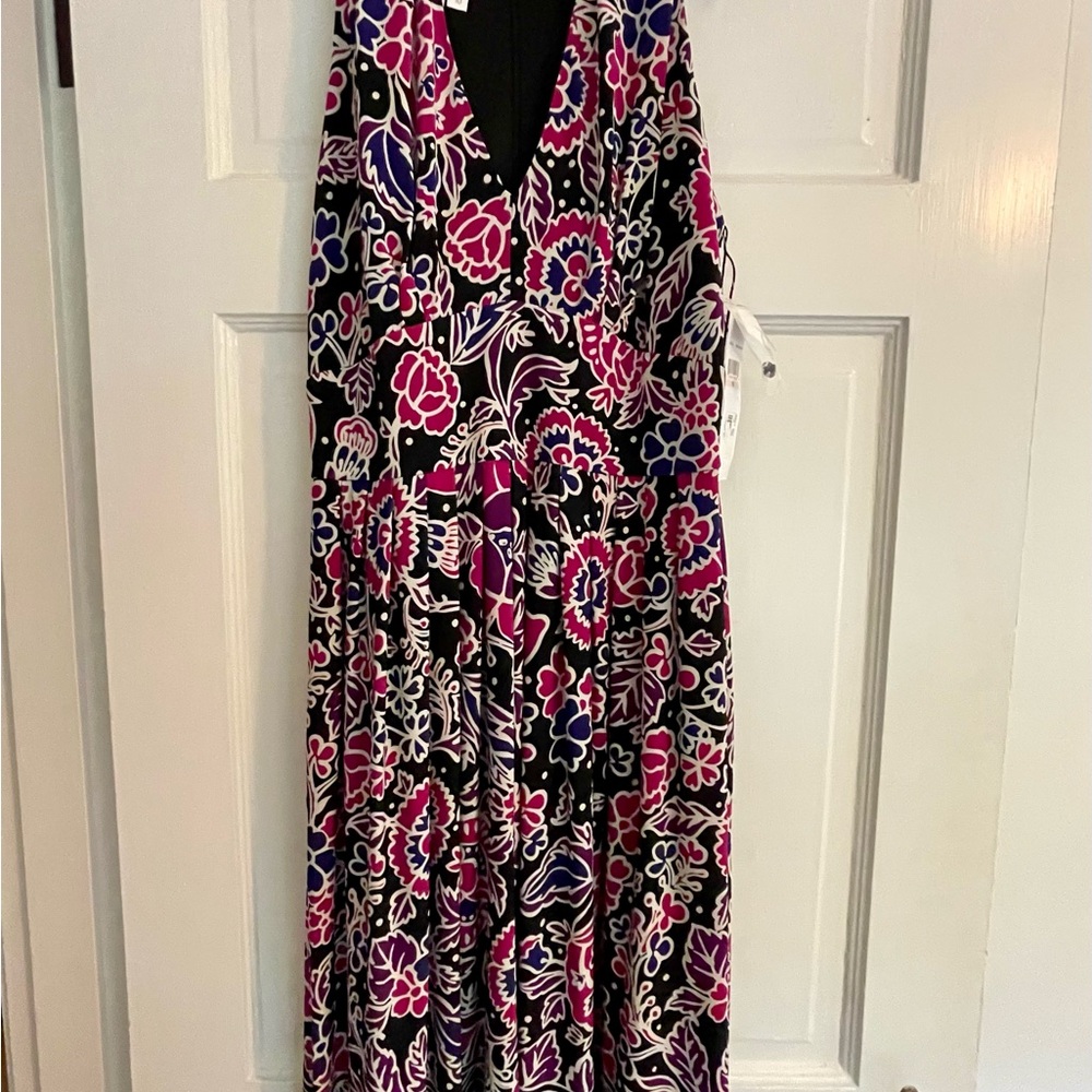 London Times Floral V-Neck Sleeveless Dress